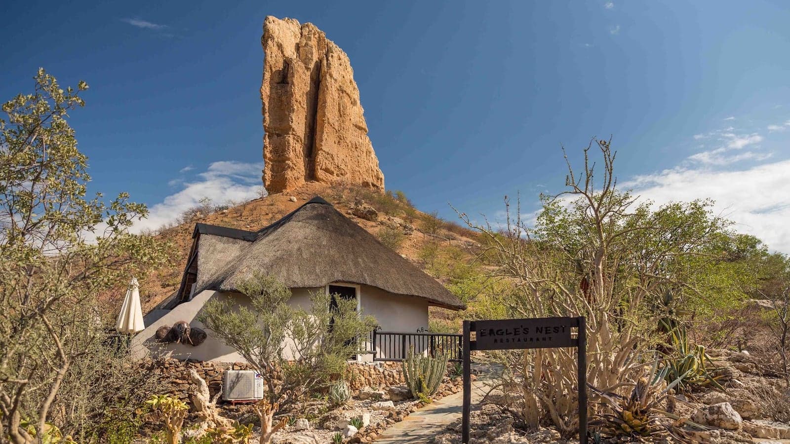 Lodge rooms with the Vingerklip sandstone pillar in the background, Damaraland